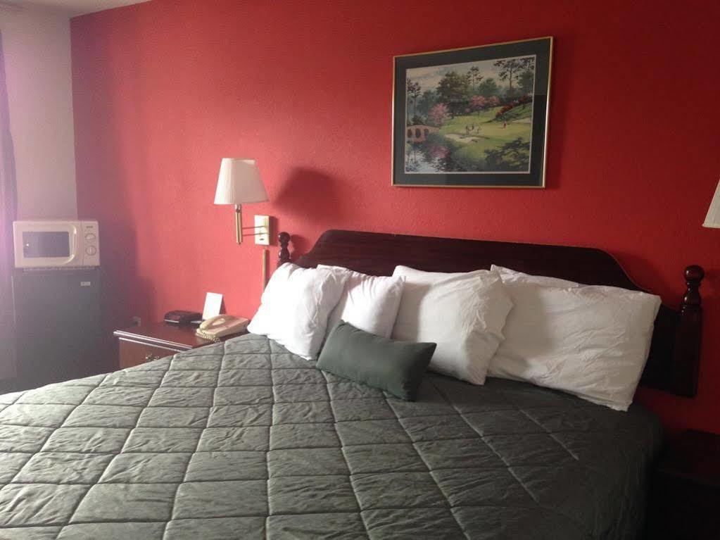 Days Inn By Wyndham Augusta Near Fort Gordon المظهر الخارجي الصورة